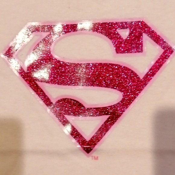 🔥SALE🔥 Supergirl DC Comics Baby Girl's Sparkly Onesie NWT Size 3-6 Months - Picture 3 of 6